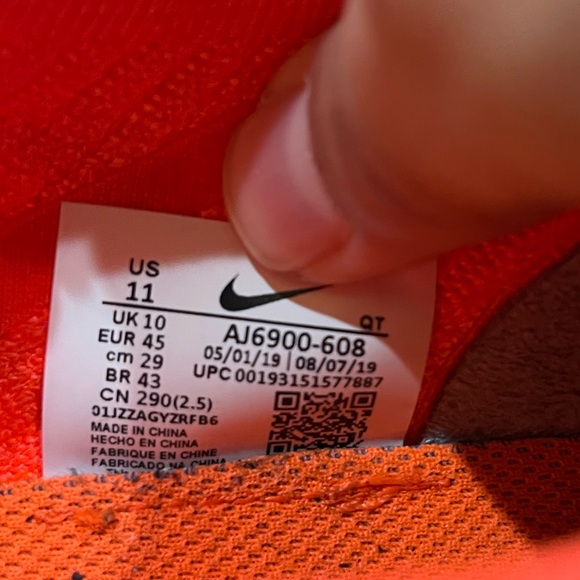 Nike Air Red Vapormax Sneakers in Flash Crimson Sz. 11 - Picture 7 of 8